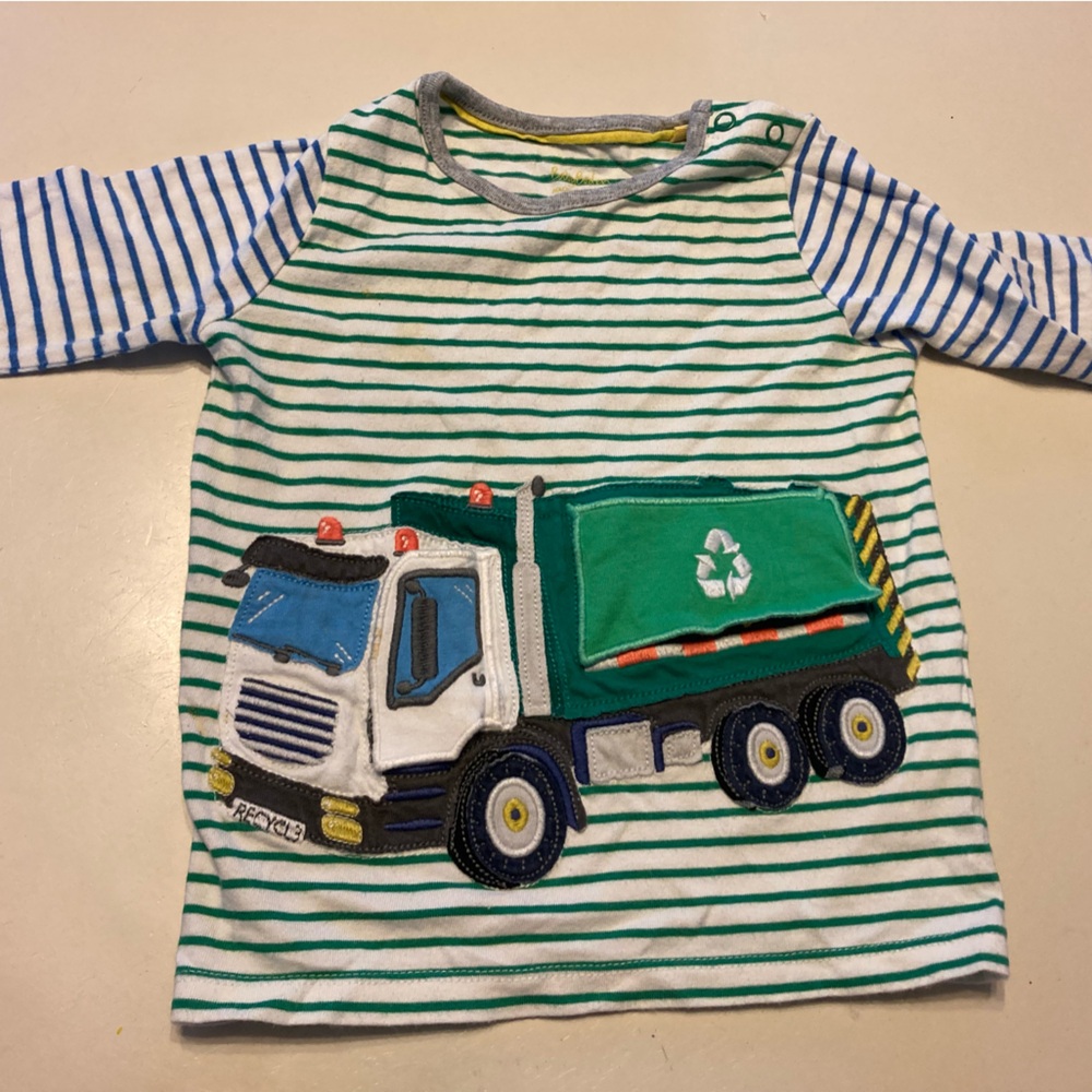 Mini Boden recycling truck appliqué long sleeve shirt 3-4y